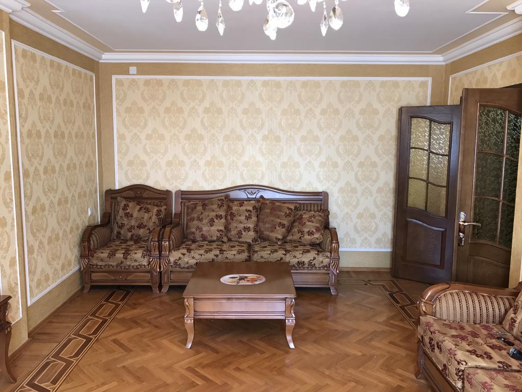 Gold Wall Apartment Baku Luaran gambar