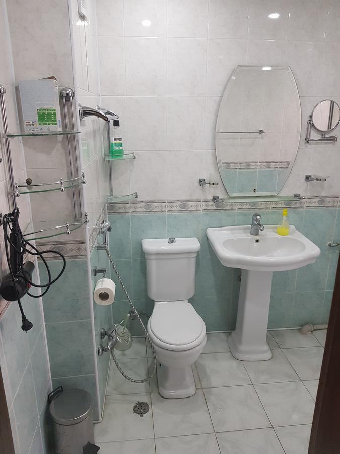 Gold Wall Apartment Baku Luaran gambar
